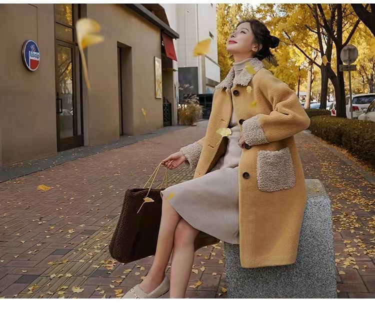 Women's Mid-length Thickened Faux Lamb Plush Coat