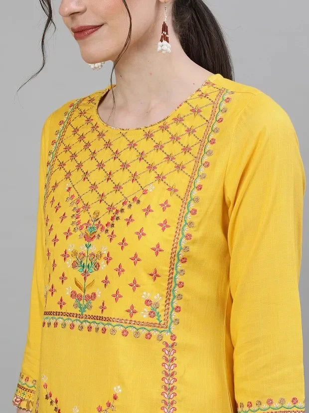Indian Saree New Style Women's Indian Sari Suit Cotton Silk Round Neck Long Print Daily Casual Yellow Suit