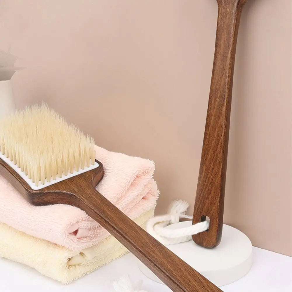 Scrubbing Brush Wood Long Handle Hair Brush Soft Bristles Ergonomic Shower Back Scrub Comfortable Back Scrubber Skin Cleanser
