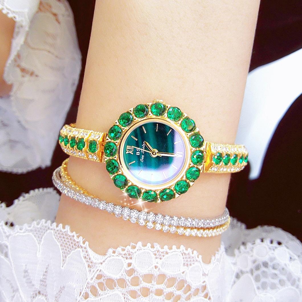 Retro Malachite Texture Watch for Women - Small and Elegant - Gold