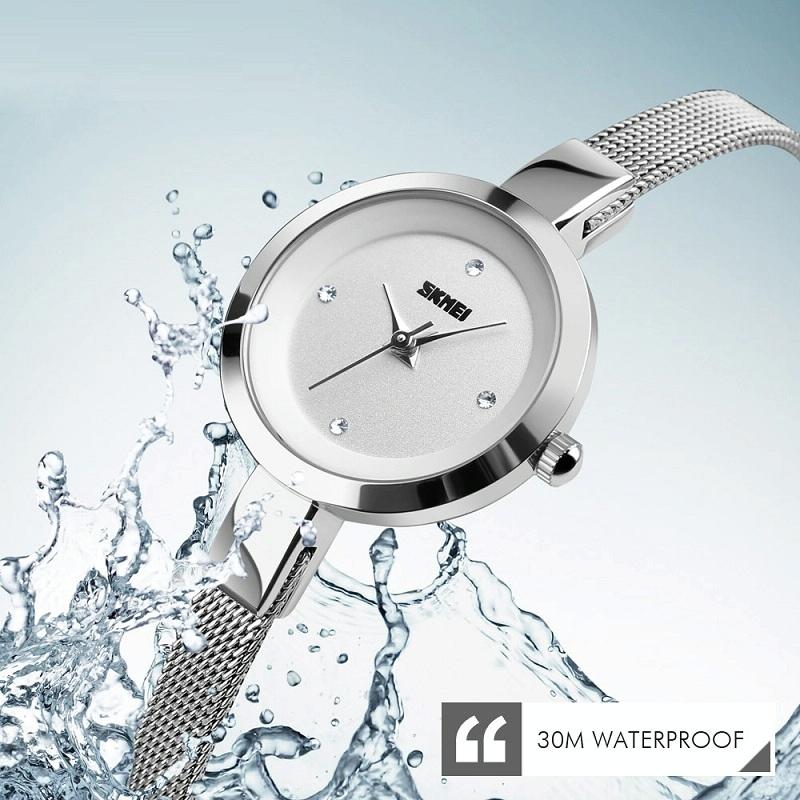 Lightweight Steel Band Women Quartz Watch - Business Casual - Silver