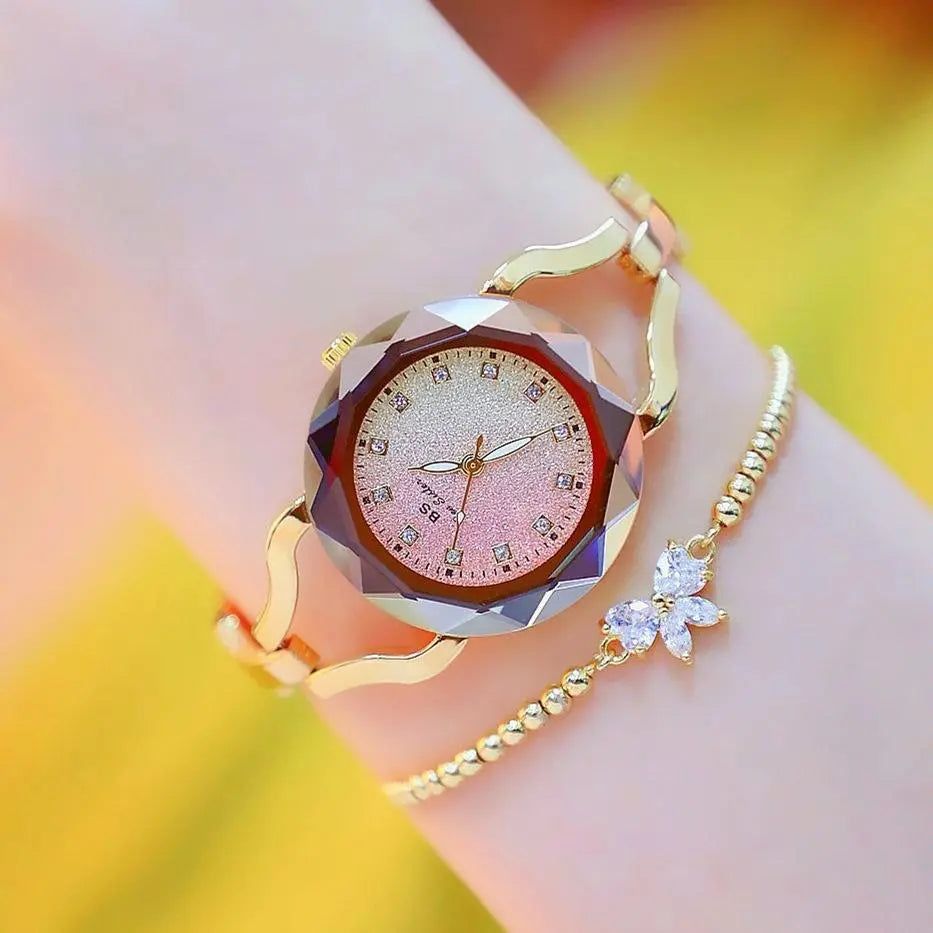 Sparkling Aurora Star Diamond Chain Watch for Women - Rose Gold Femina Worldwide
