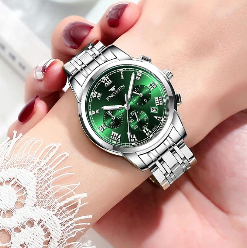 Stylish Women Quartz Watch with Luminous Display and Date - Gold Golden Surface