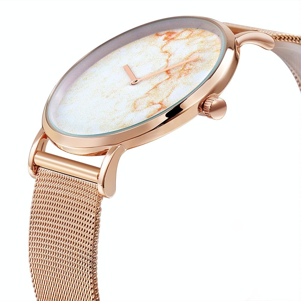 Stylish Women Quartz Watch with Gold Alloy Case and Stainless Steel Band - Round Dial - Wa0727D