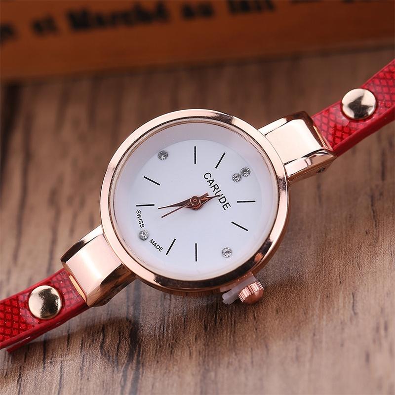 Stylish Leather Band Watch for Women - Casual Design - Dark Blue