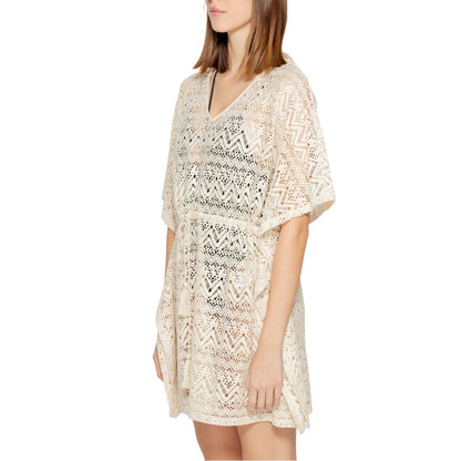 Vero Moda Beige Polyester Short