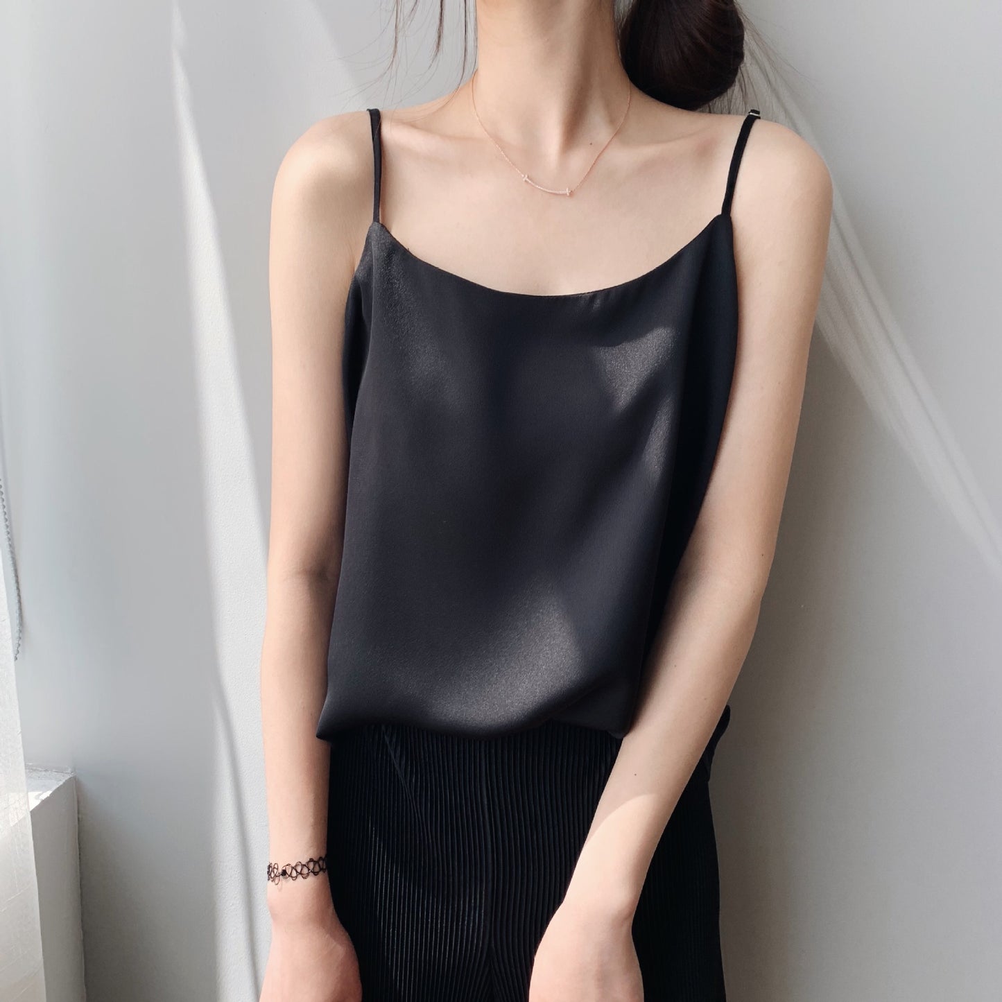 Summer New Inner Wear Single Wear Textured Satin Spaghetti Strap Small Sling Vest For Women