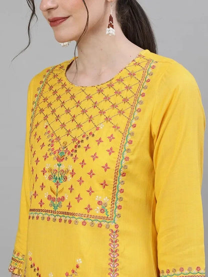 Indian Saree New Style Women's Indian Sari Suit Cotton Silk Round Neck Long Print Daily Casual Yellow Suit