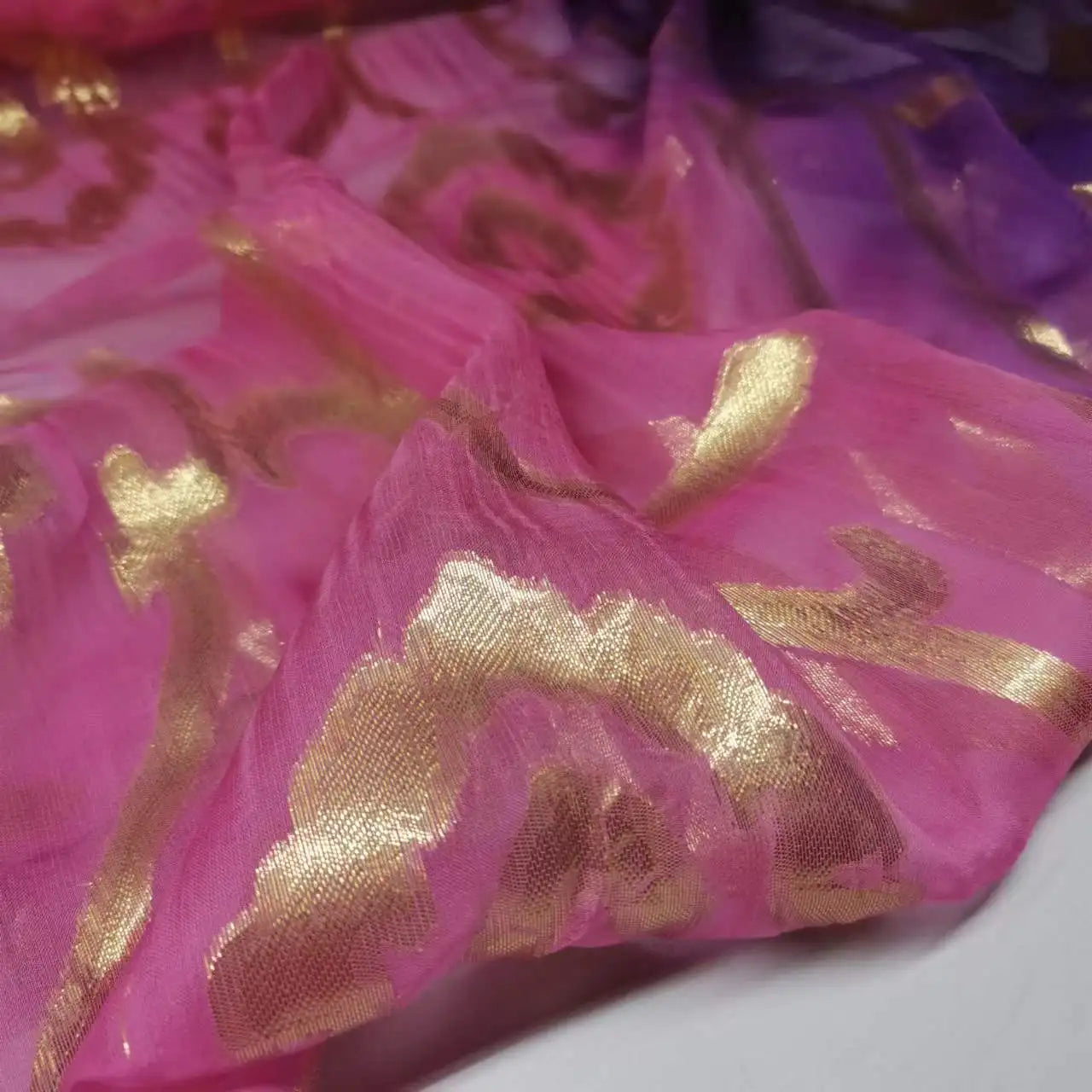 New Somali Dirac Metallic Jacquard Floral Silk With Gold Lurex Mulberry Silk Saree Dress Tissue