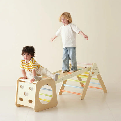 Classic World Small Climbing Frame Femina Worldwide