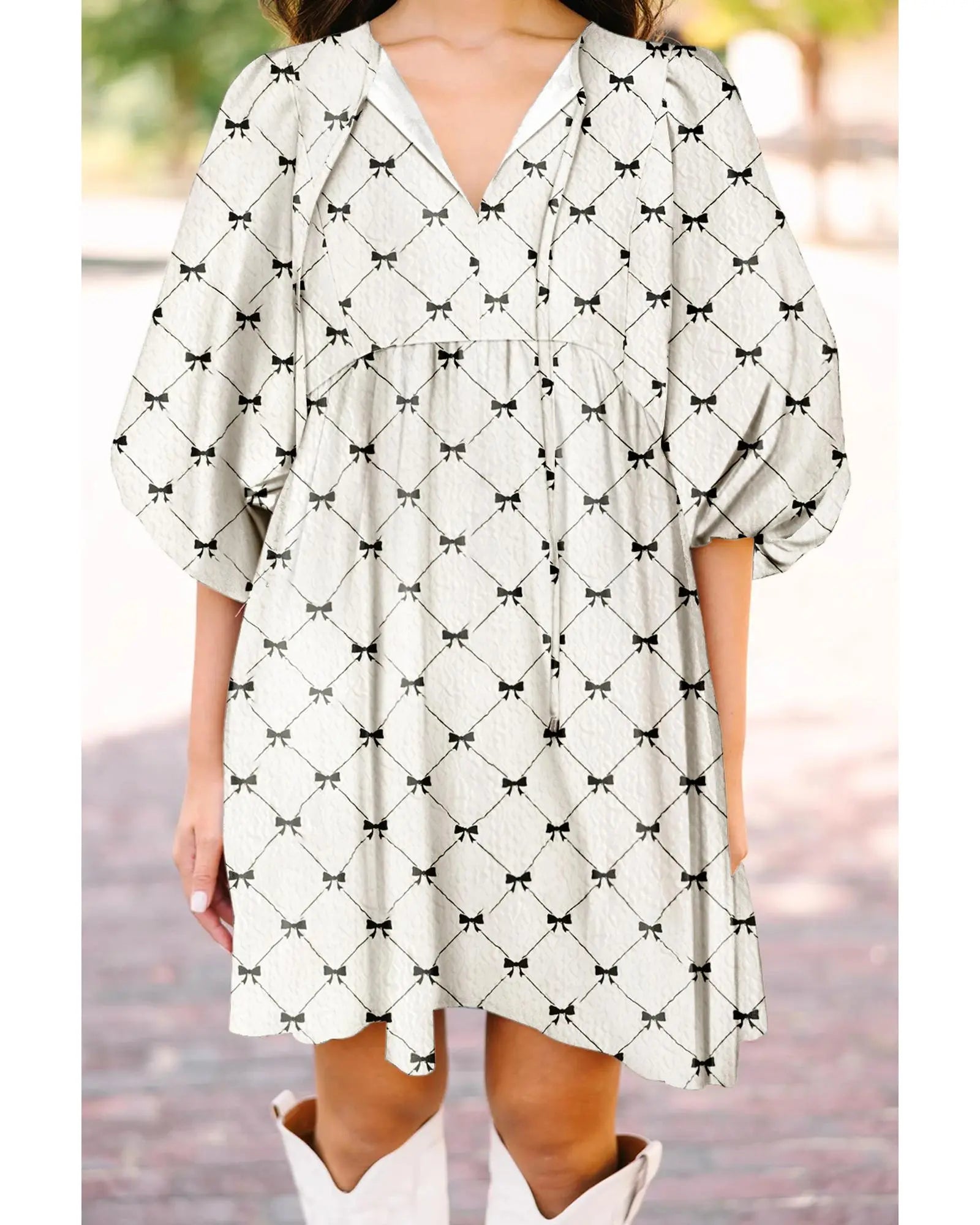 White Bowtie Pattern Textured Puff Half Sleeve Loose Mini Dress - XL Femina Worldwide