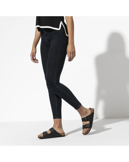 Classic 2-Strap Sandals with Suede Footbed Lining - 40 EU