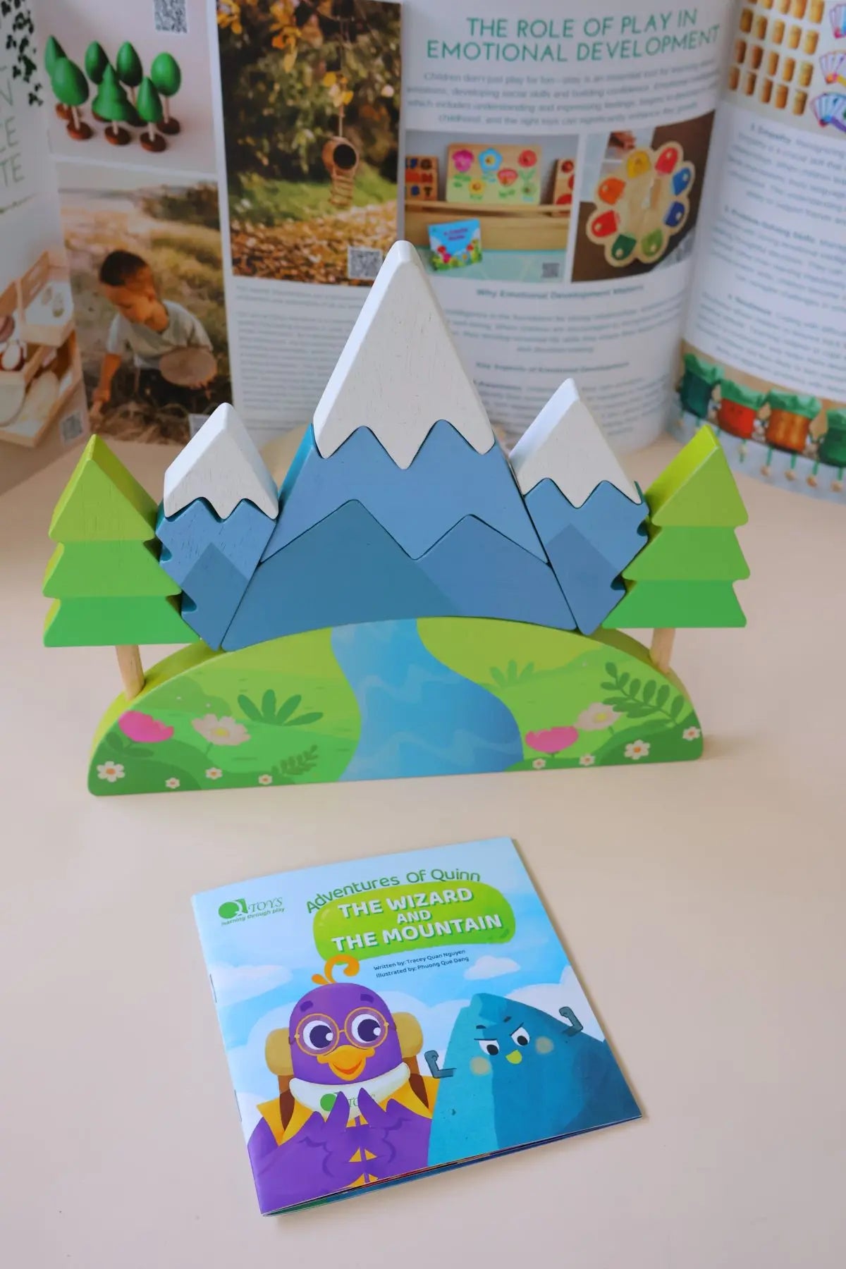 Mountain Puzzle and Book Set Femina Worldwide