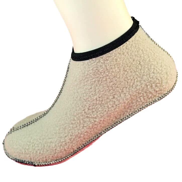 6 Pairs Women's Cozy Floral Bunny Non-Slip Mid-Calf Socks - Warm Fleece-Lined High-Top Floor Socks for Fall & Winter
